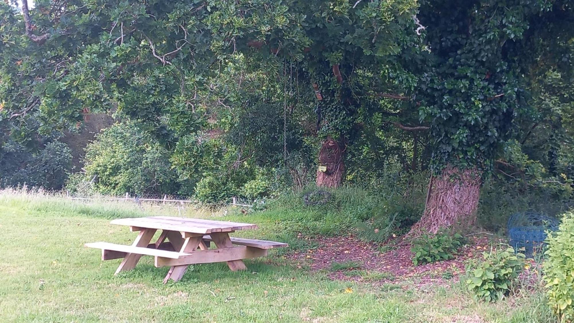 Tente Insolite En Pleine Nature Treduder Exterior photo